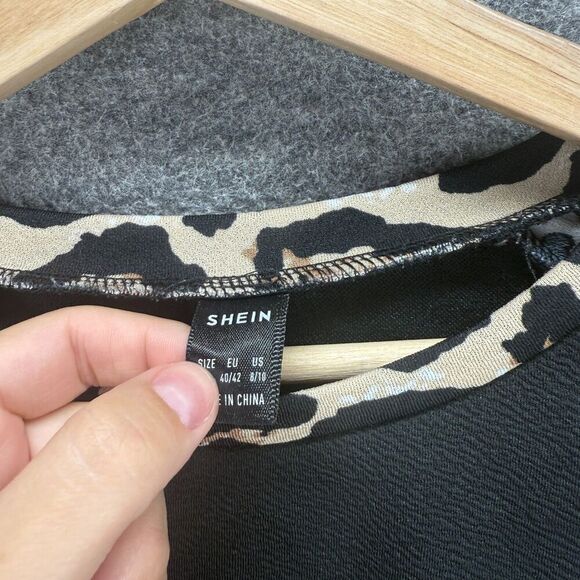 SheIn Blouse Women 8/10 Black Animal Print Long Sleeve Crew Neck Pullover Casual - Picture 3 of 7